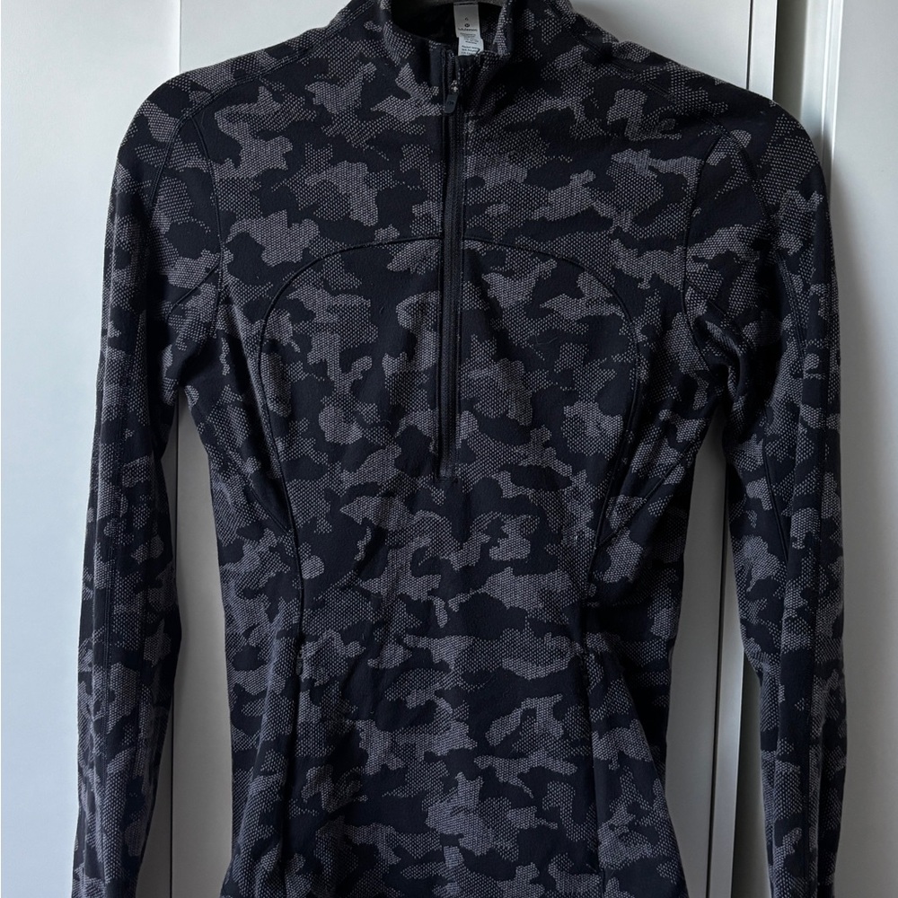 Black and Gray Camouflage Long Sleeve Lululemon Top